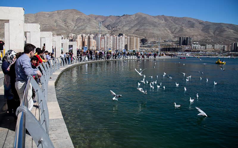 دریاچه چیتگر شهدای خلیج فارس دفتر فروش 22